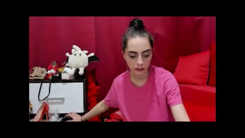Snapshot of jessystarrr chatting on 04-26-26, 10:18 Jessy online show from 04-26-26, 10:18
