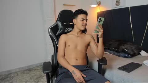 Snapshot of jesus_cum55 chatting on 05-19-26, 03:24 jesus online show from 05-19-26, 03:24