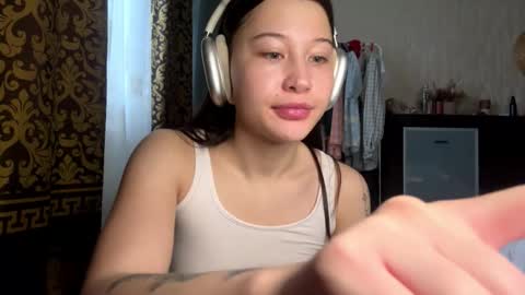 Lynn online show from 11-19-25, 08:03