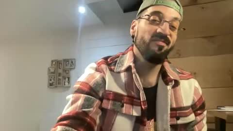 Snapshot of jeunemek00779042 chatting on 12-20-24, 06:56 JEUNEMEK007 online show from 12-20-24, 06:56