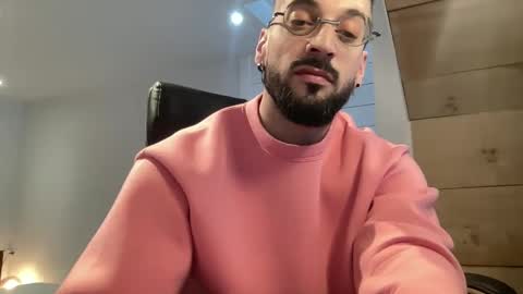 Snapshot of jeunemek00779042 chatting on 02-21-25, 01:55 JEUNEMEK007 online show from 02-21-25, 01:55