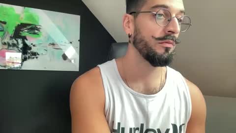 Snapshot of jeunemek00779042 chatting on 09-21-25, 03:24 JEUNEMEK007 online show from 09-21-25, 03:24