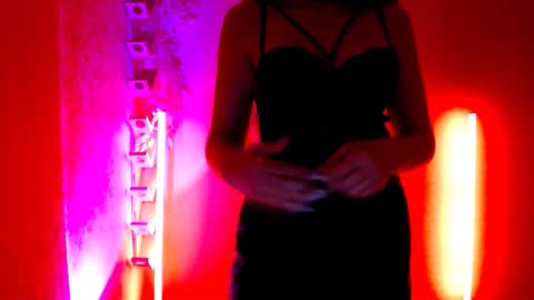 Snapshot of jewelrosse chatting on 09-21-25, 11:06 Jewel online show from 09-21-25, 11:06