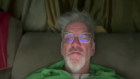 jewlronny online show from 12-18-24, 10:02