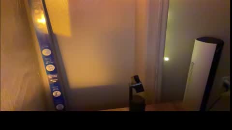 Snapshot of jexrs chatting on 10-31-25, 08:37 jexrs online show from 10-31-25, 08:37