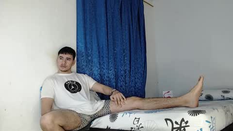Snapshot of jeycob_happy97 chatting on 12-17-24, 11:06 Juan David online show from 12-17-24, 11:06