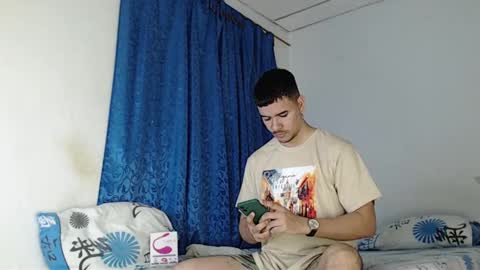 Snapshot of jeycob_happy97 chatting on 01-27-25, 11:22 Juan David online show from 01-27-25, 11:22