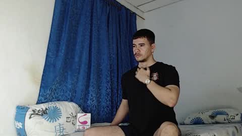 Snapshot of jeycob_happy97 chatting on 02-02-25, 11:40 Juan David online show from 02-02-25, 11:40