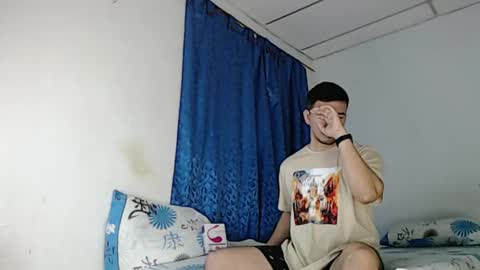 Snapshot of jeycob_happy97 chatting on 02-12-25, 11:18 Juan David online show from 02-12-25, 11:18