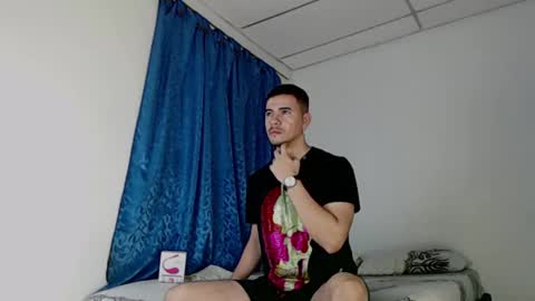 Snapshot of jeycob_happy97 chatting on 03-02-25, 11:29 Juan David online show from 03-02-25, 11:29
