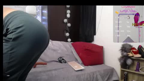 Camila online show from 01-21-25, 10:41