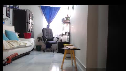 Camila online show from 01-23-25, 06:56