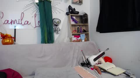 Camila online show from 10-10-25, 02:54