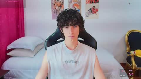 Snapshot of jfromelfen chatting on 07-19-26, 01:20 jfromelfen online show from 07-19-26, 01:20