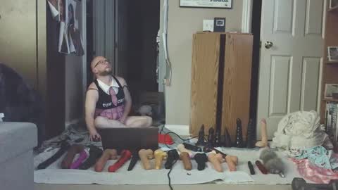 Snapshot of jghosty69 chatting on 02-04-25, 03:11 Nasty Cumslut online show from 02-04-25, 03:11