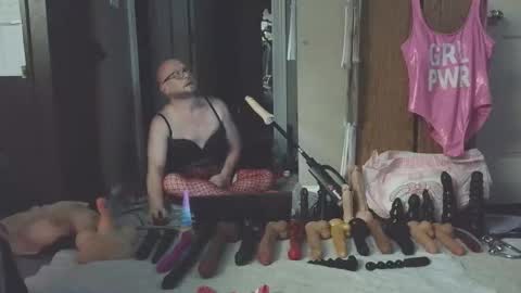 Snapshot of jghosty69 chatting on 11-27-25, 06:04 Nasty Cumslut online show from 11-27-25, 06:04