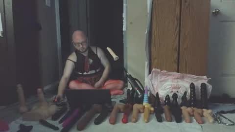 Snapshot of jghosty69 chatting on 12-05-25, 01:58 Nasty Cumslut online show from 12-05-25, 01:58