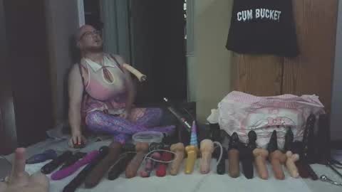 Snapshot of jghosty69 chatting on 03-01-26, 03:08 Nasty Cumslut online show from 03-01-26, 03:08