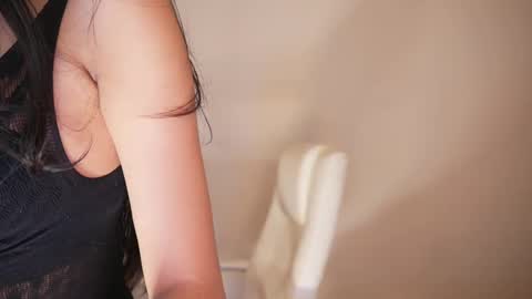 Jhaanvi online show from 12-28-24, 04:20