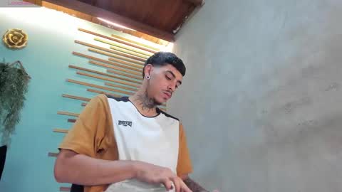 Jharol  online show from 09-20-25, 01:39