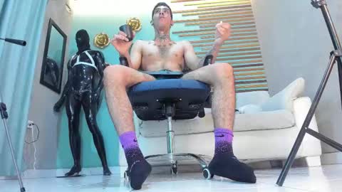 Jharol  online show from 12-18-25, 02:01