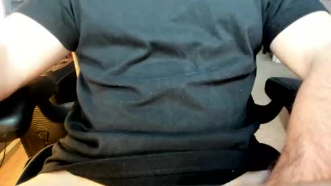 jhernandez13 online show from 12-19-25, 12:06