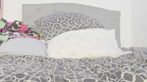 jhoanatrans22 online show from 01-14-25, 05:12