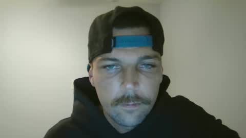 jholls online show from 10-12-25, 01:26