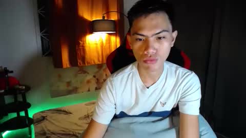 Snapshot of jhon_cummer chatting on 05-17-26, 10:22 jhon_cummer online show from 05-17-26, 10:22