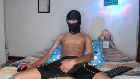 jhon_hot09 online show from 12-04-25, 04:05