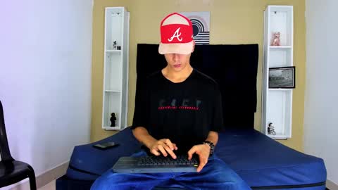 Snapshot of jhonn_rhyss chatting on 12-02-24, 02:09 Jhon online show from 12-02-24, 02:09