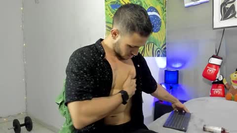 Snapshot of jhonny_flames7 chatting on 09-20-25, 03:51 jhonny online show from 09-20-25, 03:51