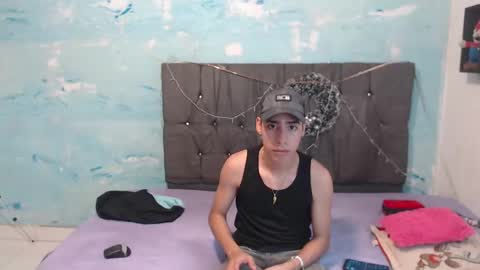 Snapshot of jhonny_latinboy chatting on 01-26-25, 03:17 Jhonny online show from 01-26-25, 03:17