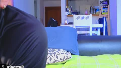 jhonny and friend online show from 10-12-25, 09:14