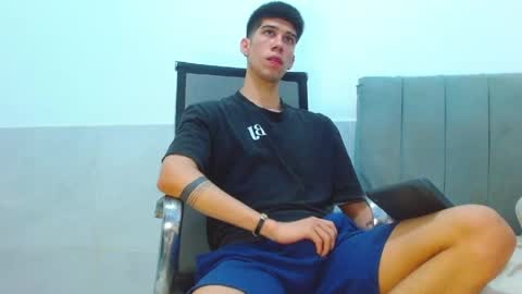 Snapshot of jhony_sex3 chatting on 05-09-26, 07:02 jhony_sex3 online show from 05-09-26, 07:02
