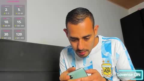 Jhony Alzate online show from 02-25-26, 02:21