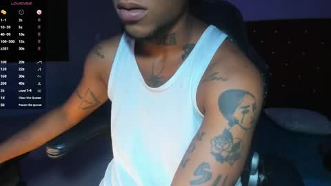 Snapshot of jhonymiller chatting on 04-28-26, 10:04 jhonymiller online show from 04-28-26, 10:04