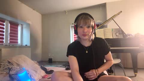 Anya online show from 02-17-26, 07:49