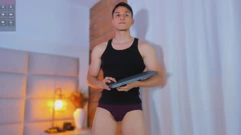 Snapshot of jhosua_hunt chatting on 12-23-25, 03:15 Jhosua Hunt online show from 12-23-25, 03:15