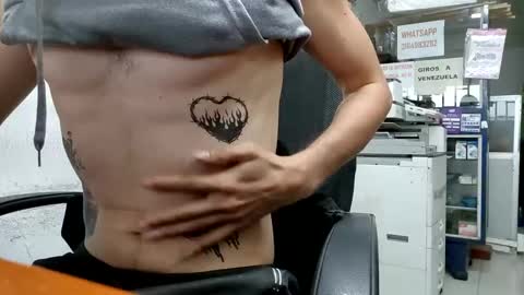 Jhosuamoore  online show from 03-10-25, 09:51