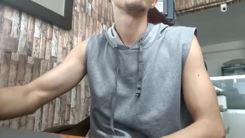 jhosuamoore2 online show from 01-11-26, 03:28