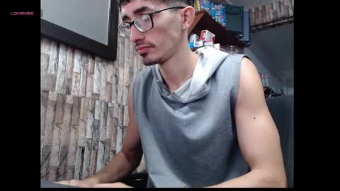 Snapshot of jhosuamoore2 chatting on 05-07-26, 11:59 jhosuamoore2 online show from 05-07-26, 11:59