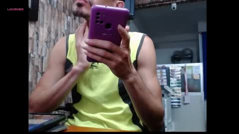 Snapshot of jhosuamoore2 chatting on 05-28-26, 11:40 jhosuamoore2 online show from 05-28-26, 11:40