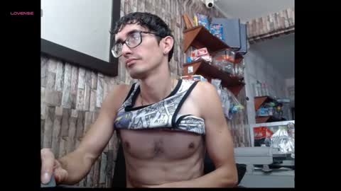 Snapshot of jhosuamoore2 chatting on 07-11-26, 03:04 jhosuamoore2 online show from 07-11-26, 03:04