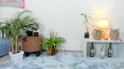 Jhuan Nhez online show from 02-24-26, 04:10