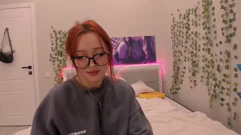 yuna online show from 11-18-25, 04:00