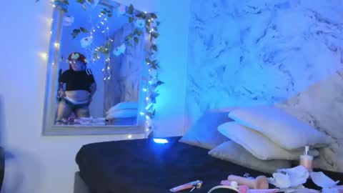 Jiah Park online show from 11-07-25, 02:22