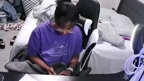 goldenbaby online show from 09-13-25, 02:00