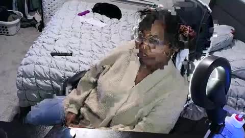 goldenbaby online show from 10-02-25, 01:45