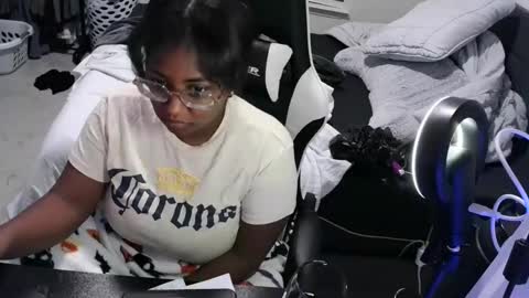 goldenbaby online show from 10-12-25, 02:10